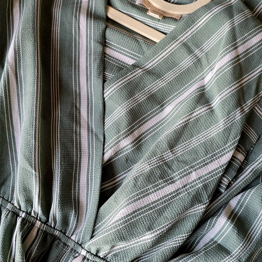 Monteau Sage Green Striped Jumpsuit Pantsuit Size M - Picture 6 of 6
